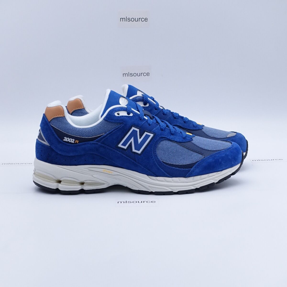 Size 9 Men's New Balance 2002R SE Denim Sneakers M2002REA Size 9 Men's New Balance 2002R SE Denim Sneakers M2002REA