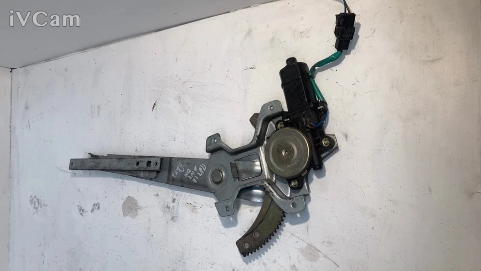 ALZACRISTALLO ELETTRICO ANT. DX PER DAEWOO Matiz 1° Serie 96323235 F8CV (98>01 - Immagine 2 di 3