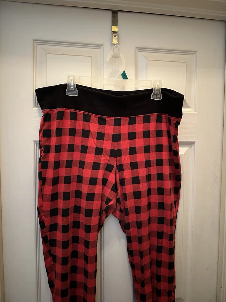Черные красные клетчатые пижамные брюки без застежек Cacique 22/24 - Изображение 2 из 4