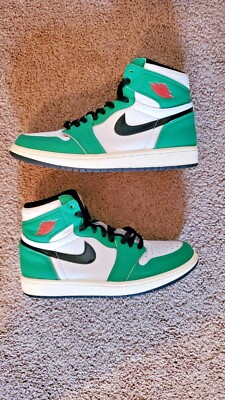 USED Nike Air Jordan 1 Retro High OG Lucky Green DB4612-300 USED Nike Air Jordan 1 Retro High OG Lucky Green DB4612-300