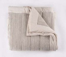Gale Quilt, Natural Color