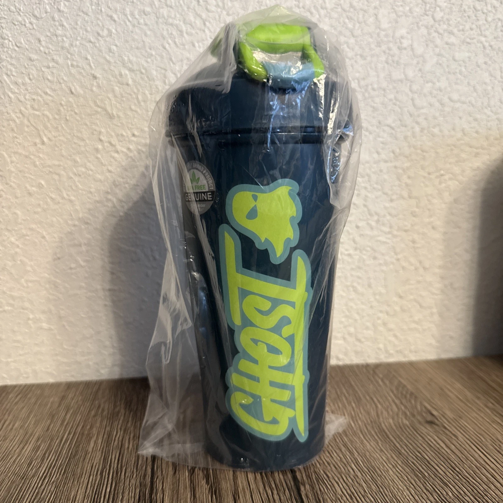 Ghost Lifestyle FC Blue Protein Shaker Blender Cup Bottle Powder Supplement
Opens in a new window or