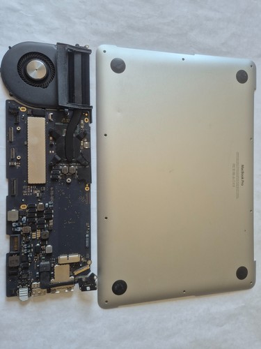 Apple MacBook Pro 13" A1502  Logicboard i5 - 2.9GHz/ 16GB RAM 820-4924-A
