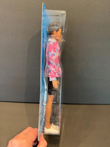 Barbie Ken 60th Anniversary Doll Rocker Derek - Picture 5 of 10