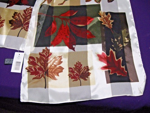 SCARF - WOMAN'S SCARF DECORATED WITH LEAVES OF FALL COLORS by KIM ROGERS - Picture 5 of 7