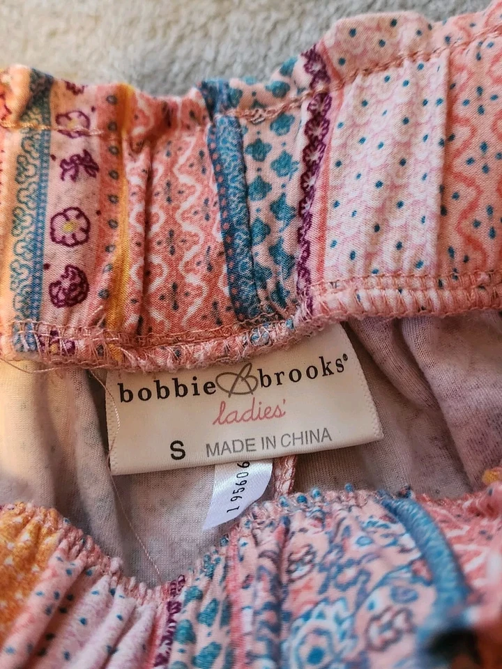 Bobbie Brooks Super Soft Small Shorts Stretch Boho Floral Stripe Belted - Image 4 of 4