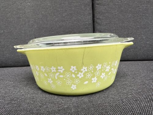 Vintage Pyrex Green Spring Blossom Baking Dish & Lid 750ml 472-B Crazy Daisy - Picture 2 of 17