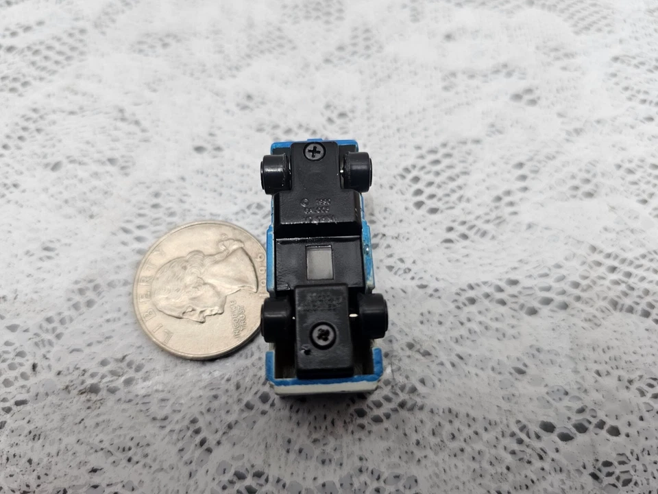 Camión de carga Ford Micro Machines Movin' Private Eyes blanco azul Foto 3 de 4