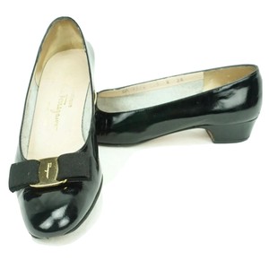 salvatore ferragamo mary janes