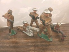 Vintage Grouping Of 6 Toy SOLDIERS BARCLAY Metal Manoil WW1 Soldier 