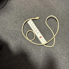 Wiremold 6 Outlets, 120 Volts, 15 Amps, 6' Cord, Power Outlet Strip Cream Tested