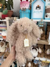 Jellycat Bashful Bunny Luxe Curly Medium size. Brand new with tag