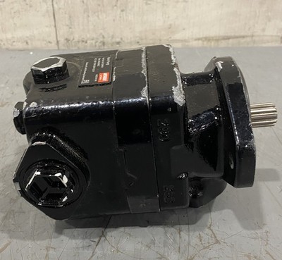 Vickers Hydraulic Vane Pump 02-152440-8