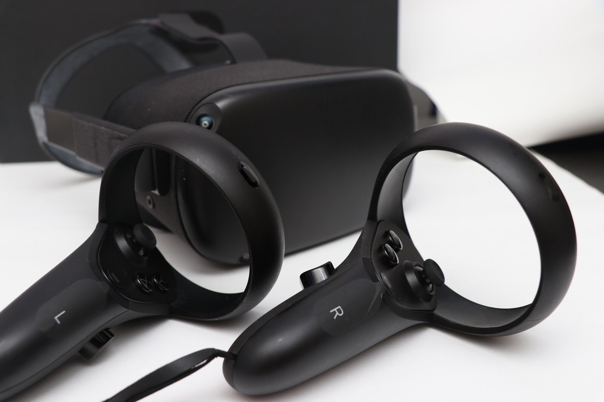 Oculus Quest 64GB 1st VR Headset All-In-One Game Headset Oculus Quest 64GB 1st VR Headset All-In-One Game Headset