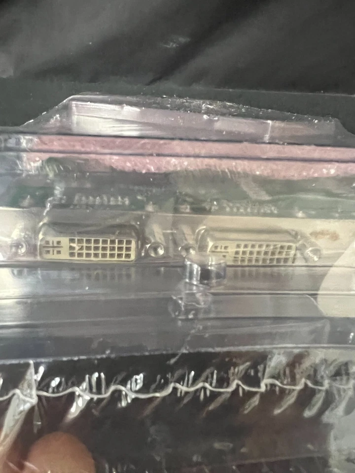 PNY Nvidia Quadro FX 380 256 MB GDDR3 PCI Express x16 Video Card - Image 3 of 4