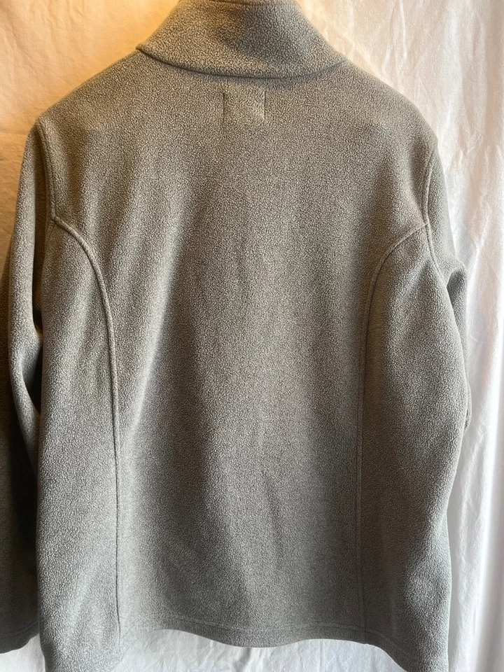 Bass Pro Shops Size XL Gray 1/4 Zip Fleece Pullover Jacket EUC - Image 2 of 4
