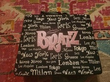VTG Bratz World Tour Doll case with inserts carry case storage travel text words