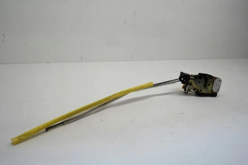 2004 Chevrolet Trailblazer Rh Right Rear Passenger Door Lock Actuator - Image 3 of 4