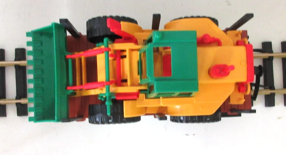 Lehmann ToyTrain LGB 94069 Front End Loader On Flat Car - Image 3 of 4