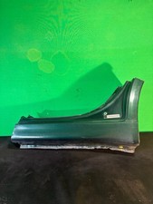 2001-2005 Lexus Is300 Oem Rear Left Driver Side Lower Rocker Corner Cut Section 2001-2005 Lexus Is300 Oem Rear Left Driver Side Lower Rocker Corner Cut Section