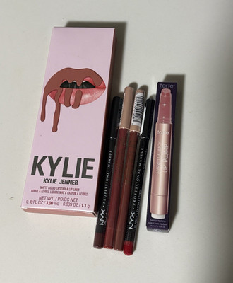 Kylie Matte Liquid Lipstick + Lip Liner Angel 301 & Lip Plump Mixed Berries