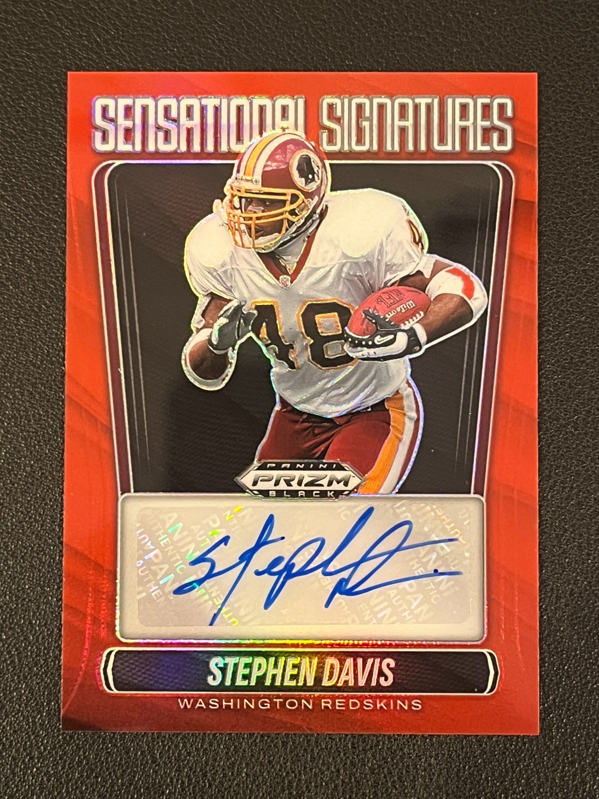 Stephen Davis 2025 Panini Prizm Black Football Sensational Signatures Red /99