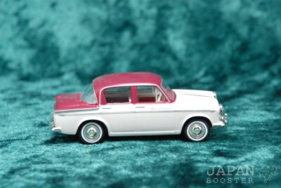 処分価格　SPOT-ON HILLMAN MINX 1800ミニカー 処分価格 SPOT-ON HILLMAN MINX 1800ミニカー