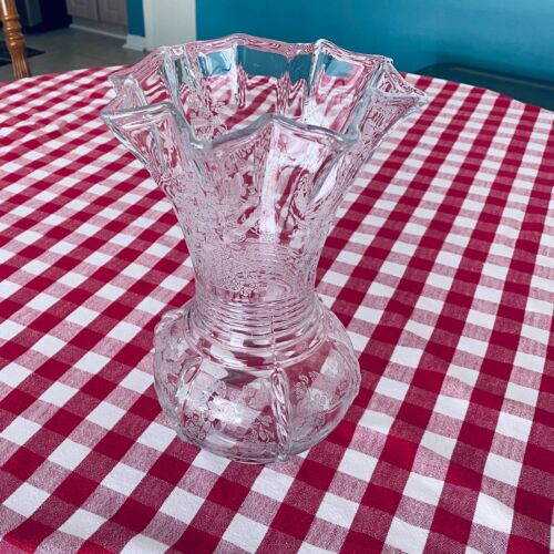 Viking New Martinsville Radiance Etched Floral Flower Crimped Glass Vase 10” - Picture 2 of 10