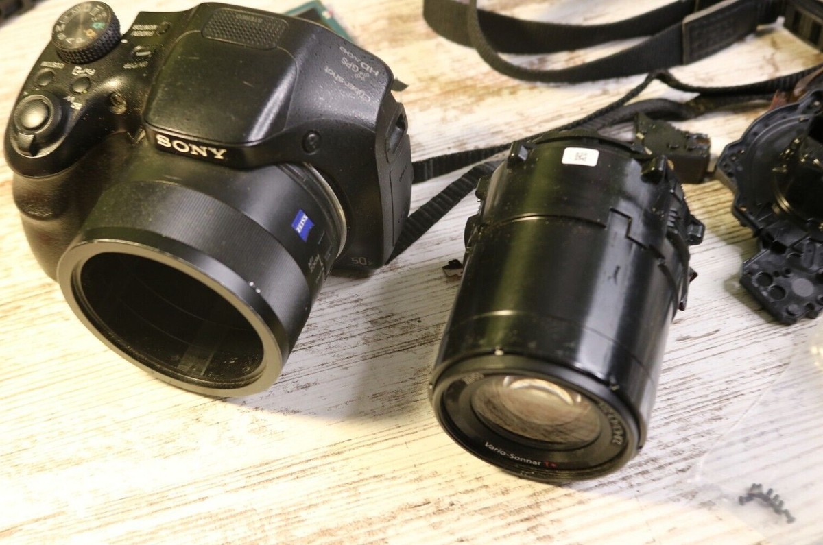 Sony Cyber-Shot DSC-H400 20.1MP Digital Camera w/ 63x Optical Zoom