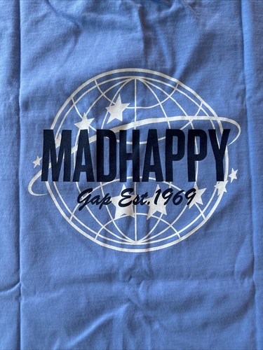 MadHappy Gap Medium Tee New With Tags - Picture 4 of 4