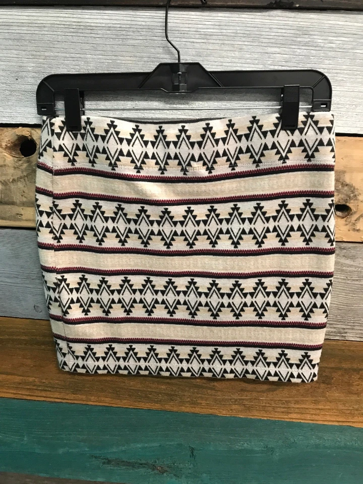 Nollie Womens Medium A Line Pencil Stretchy Club Skirt Multi Color Aztec - Image 2 of 4