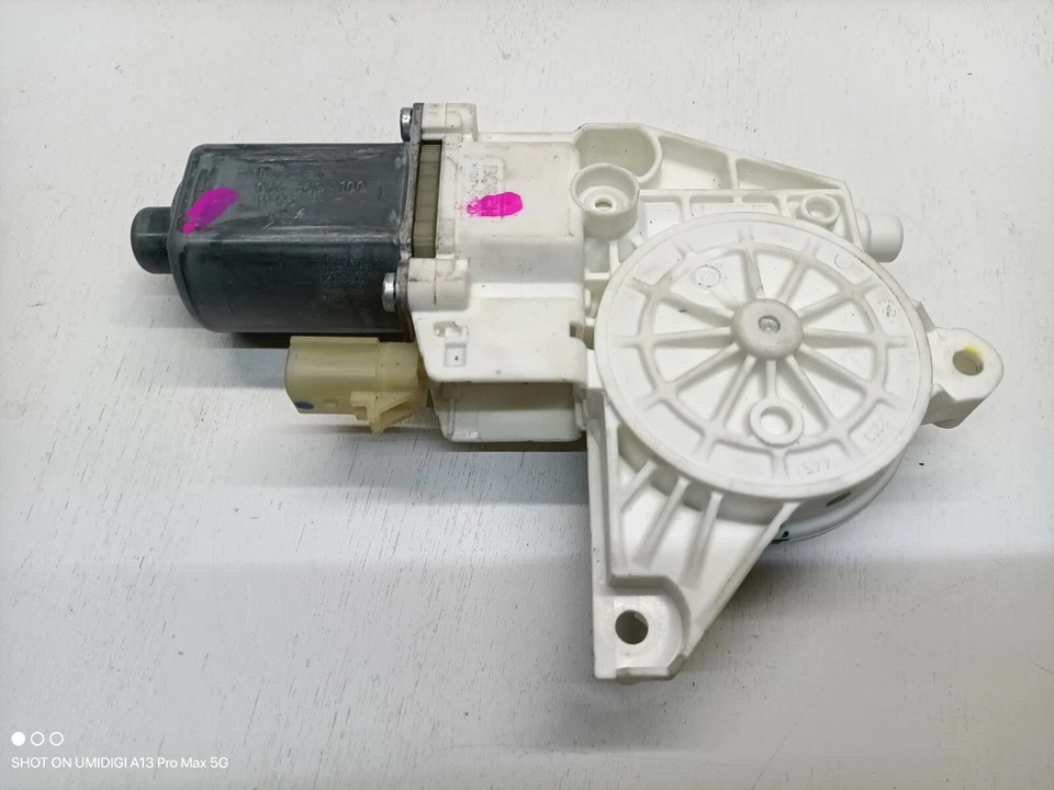 09-20 Dodge Journey Front Rear Left Door Window Motor 0130822475 OEM - Image 2 of 4