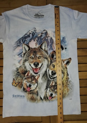 The Mountain Child Youth Large Wolf Selfie Unisex T-Shirt NH Gift Shop  - Picture 3 of 7