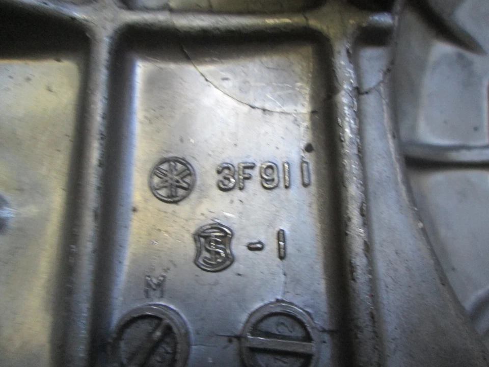 YAMAHA XS360 / XS400 / XS400S SPECIAL CRANKCASE CLUTCH COVER 3  3F9-15431-11-00 - Image 3 of 4