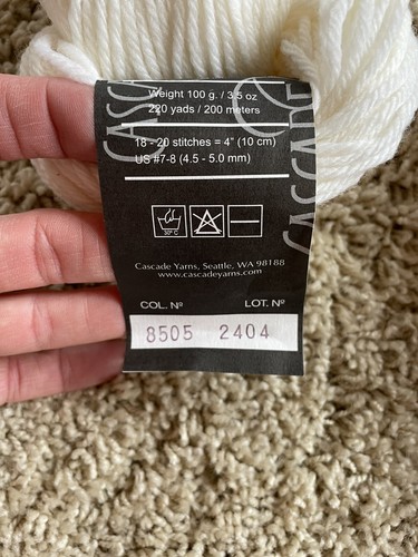 Cascade Yarns - Cascade 220 8505 white 4”, US 7-8 - Picture 3 of 4