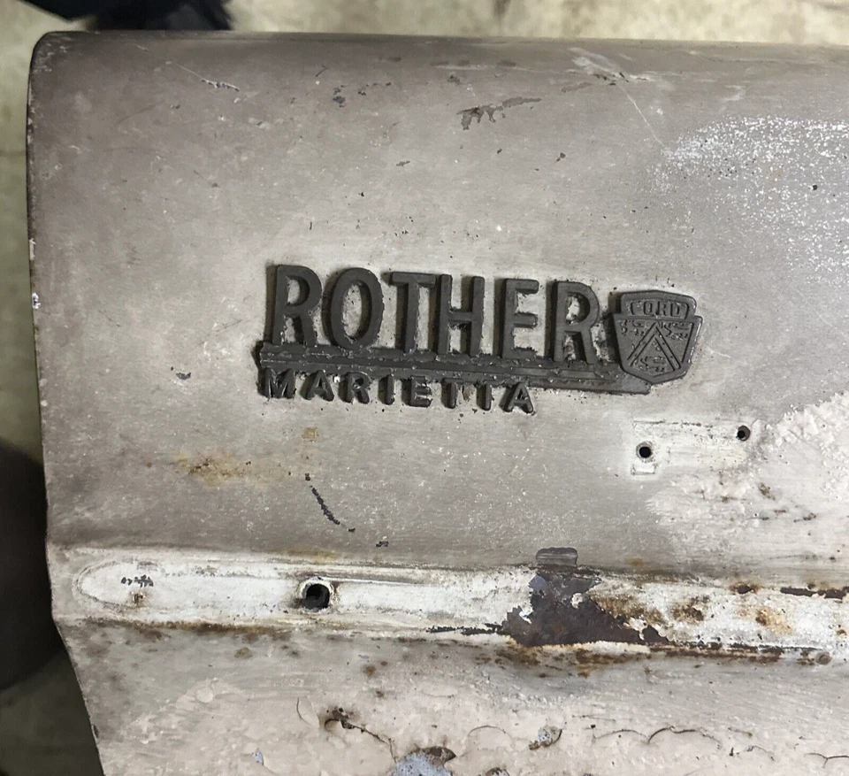 Tapa maletero Ford Gran Torino 1968-1969 (HT17) usado OEM Foto 4 de 4