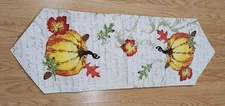 Fall Decor Table Runner Thanksgiving Decor, Pumpkins and Leafs Pre-owned