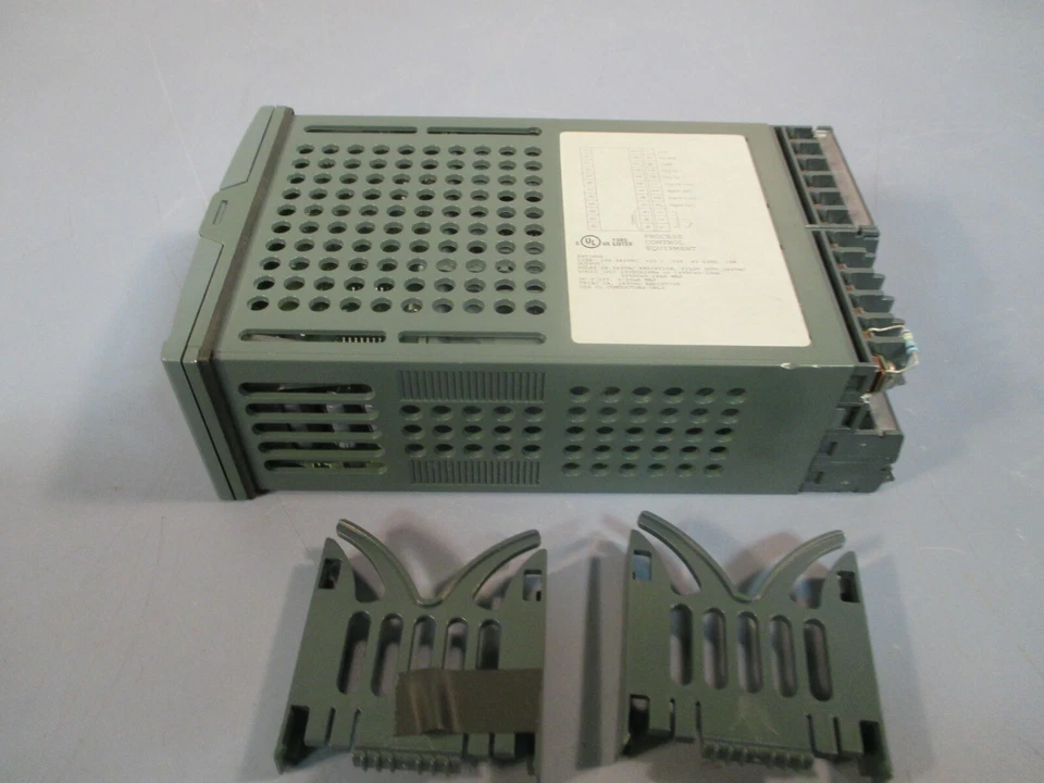 BARBER COLMAN HEATER CONTROLLER 2408/CC/VH/RD/02/W2/XX/XX/XX/XX/ENG/AX143 - Image 4 of 4