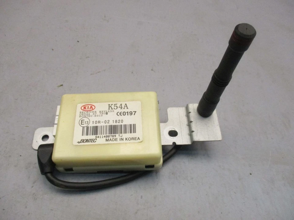 Centralina Chiusura Centralizzata per Kia Carnival I ( Up) 2.9 Tdi 0K54A677R0B - Immagine 2 di 4