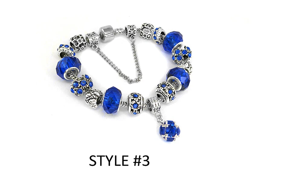 Pulsera con dije de circonita cúbica enchapada en oro blanco de 18 quilates hecha con elementos de Swarovski Foto 3 de 3