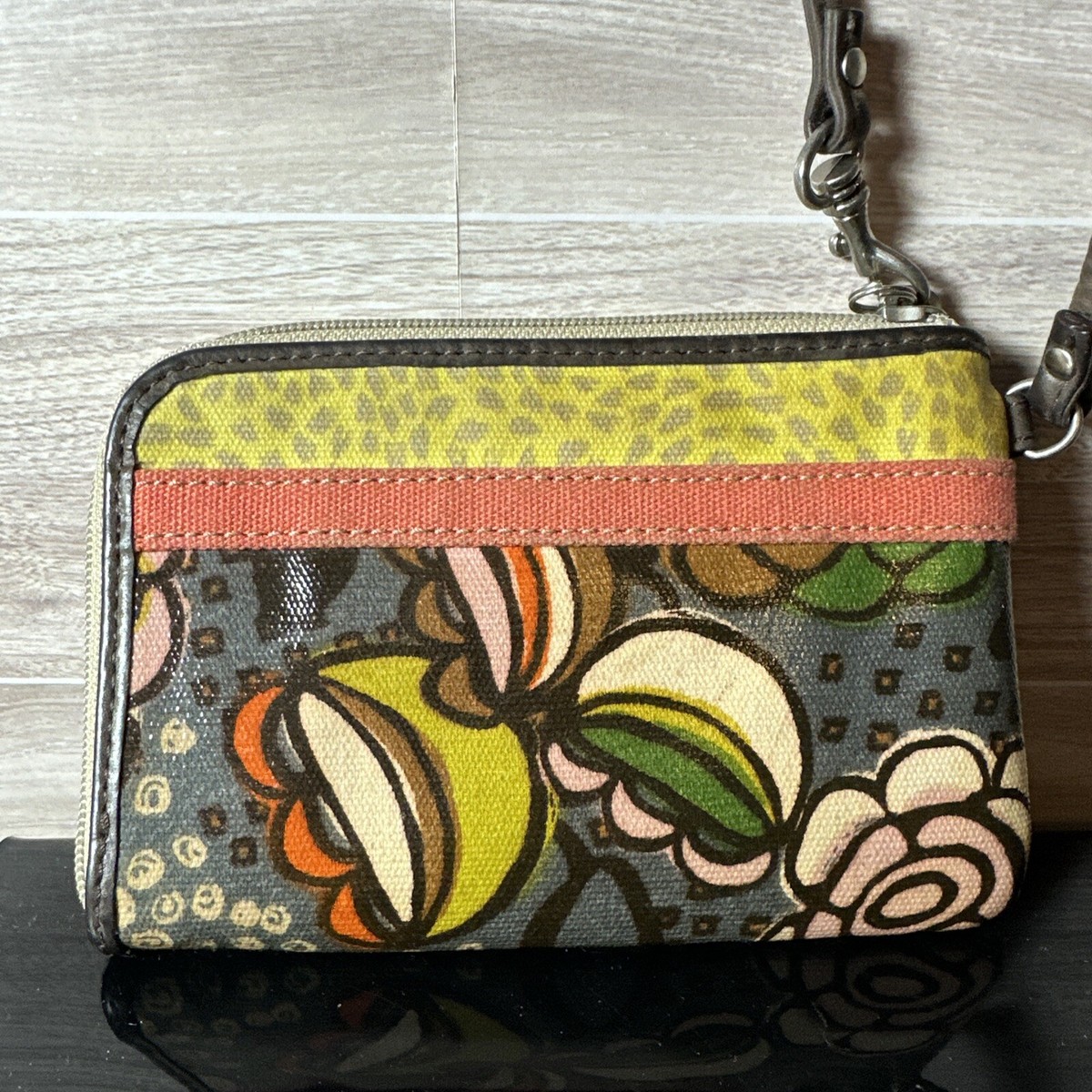 Vintage Fossil Key Pier Wristlet Zipper Wallet . 6 X 4.5. | eBay