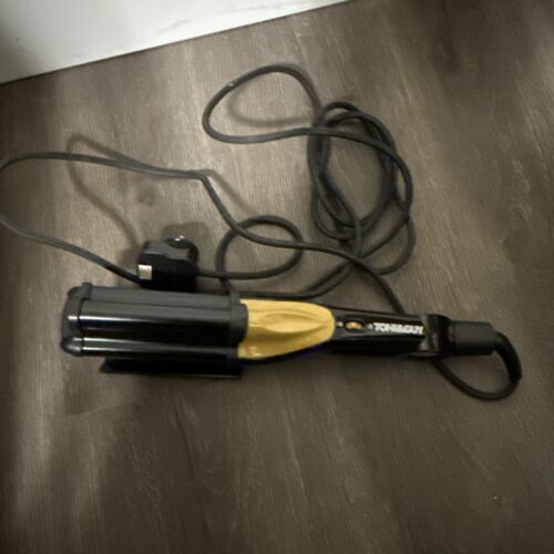 TONI&GUY TGIR1922UK Deep Barrel Waver