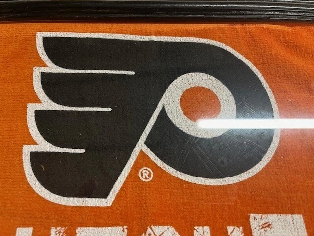 2014 Vintage Framed 18"x14" Philadelphia Flyers Rally Towel Clutch Time - Image 2 of 3