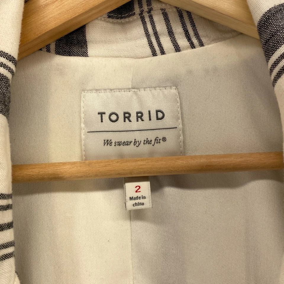 Blazer Torrid Mujer 2 Blanco Rayas Lino Cuello Abotonado Manga Larga Bolsillos Foto 3 de 4