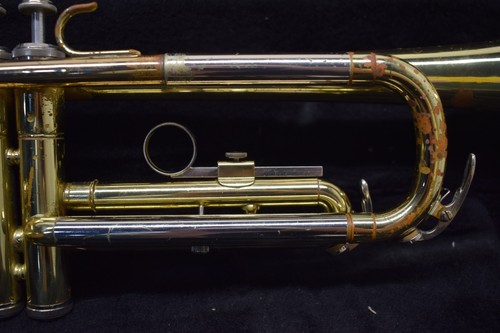 Yamaha YTR 2320 STUDENT / BEGINNER Trumpet w/ Mouthpiece & Hard Case - Picture 6 of 18