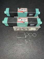 Numatics 082SS515M019M61 With Block (NEW) Lot Of 2 (st1833)