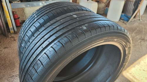 2 Pneumatici 235 / 45 R 19 - 95 W - Yokohama Bluearth GT - Gomme ruote estive - Foto 3 di 5