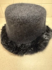 D & Y Angora With Fur Trim Black Hat
