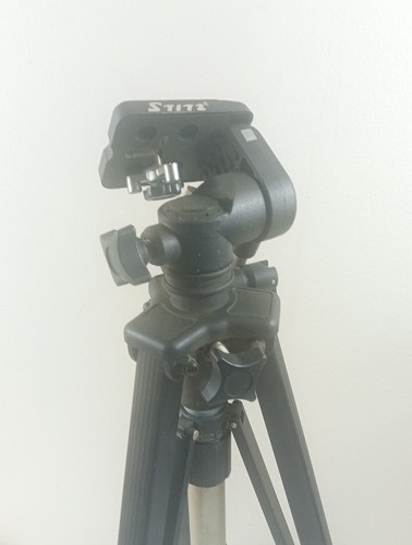Trípode Stitz HI-Low Angle HL-31Q 3 secciones ajustable liberación rápida hecho en Japón - Imagen 3 de 6