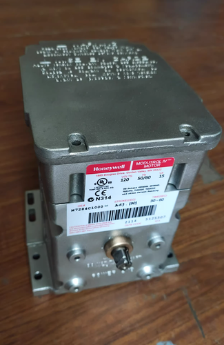 Motor Modutrol 120V 50/60HZ 15VA M7284C1000 Honeywell M7284C1000 usado 1 pieza - Imagen 1 de 6